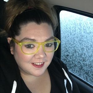 Meet your Posher, Brianne